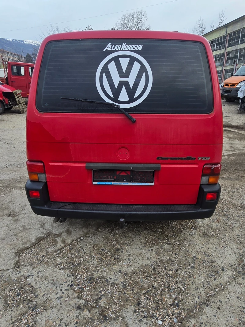 VW T4 2.5 CARAVELLE, снимка 9 - Бусове и автобуси - 48589349