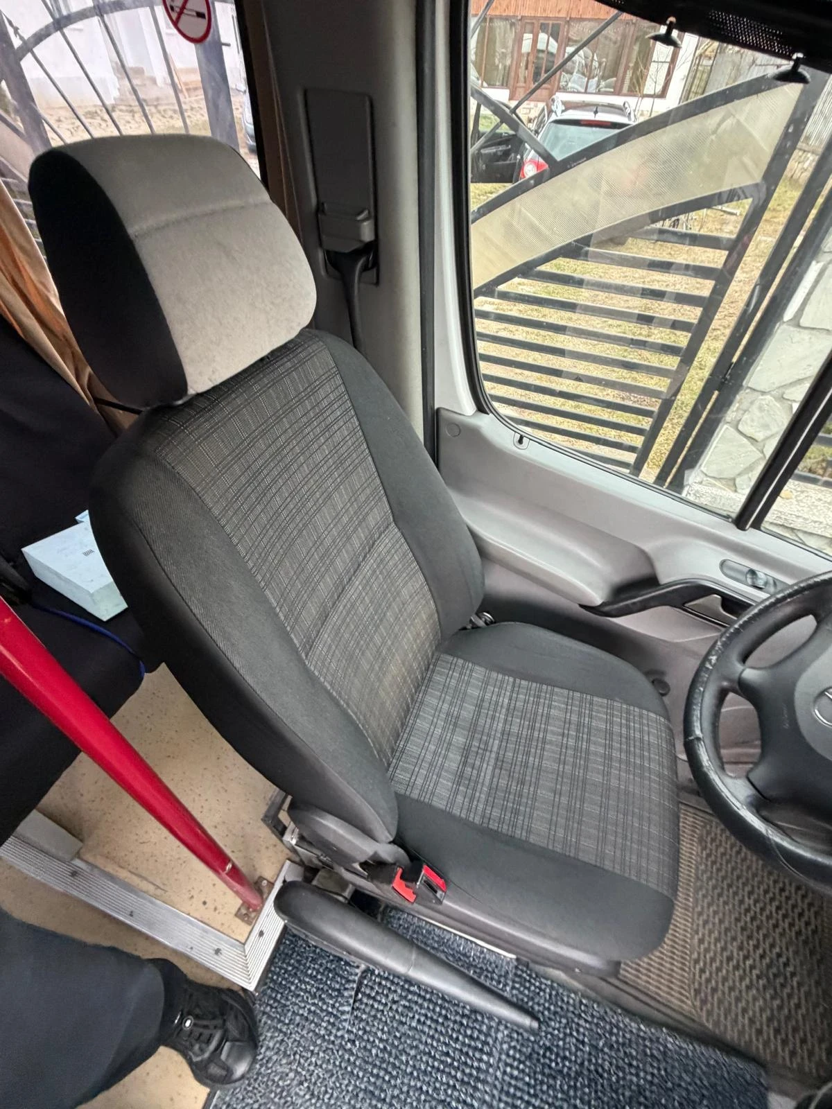 Mercedes-Benz Sprinter 516 22 - изображение 2