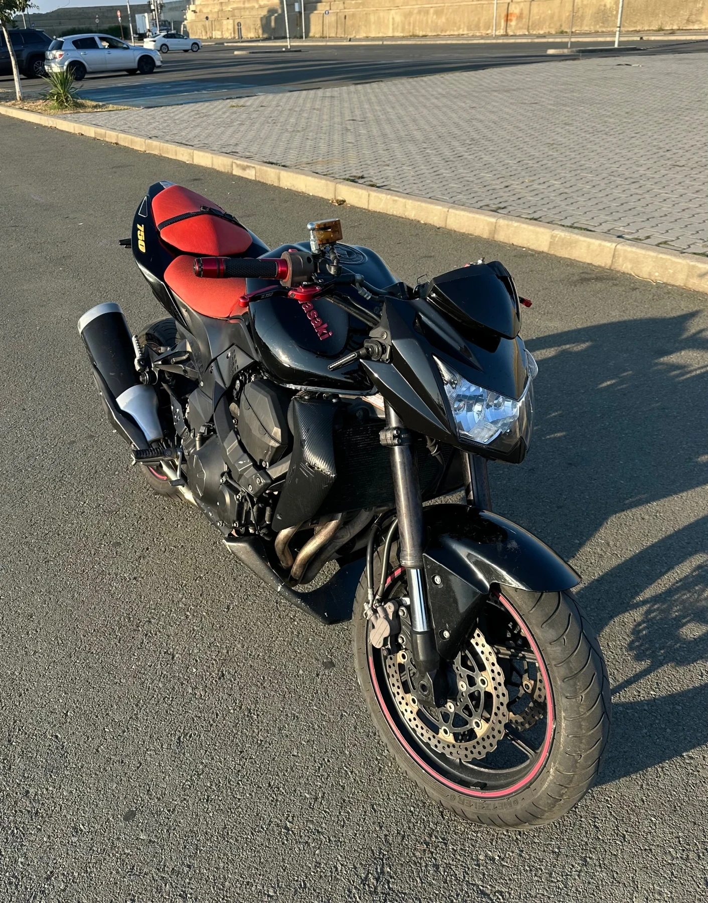 Kawasaki Z 750, снимка 2 - Мотоциклети и мототехника - 55893518