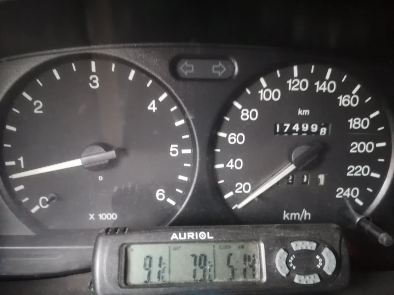 Кемпер CI International Ford Transit 2, 4tdci, снимка 15 - Каравани и кемпери - 52854665