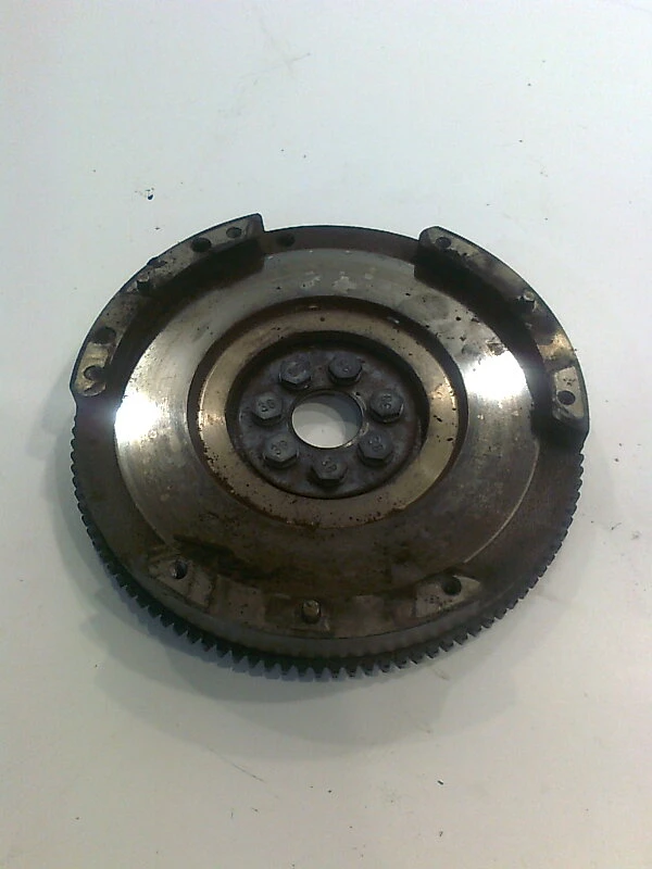 маховик за Мицубиши Лансер на 2,0Б 16v 