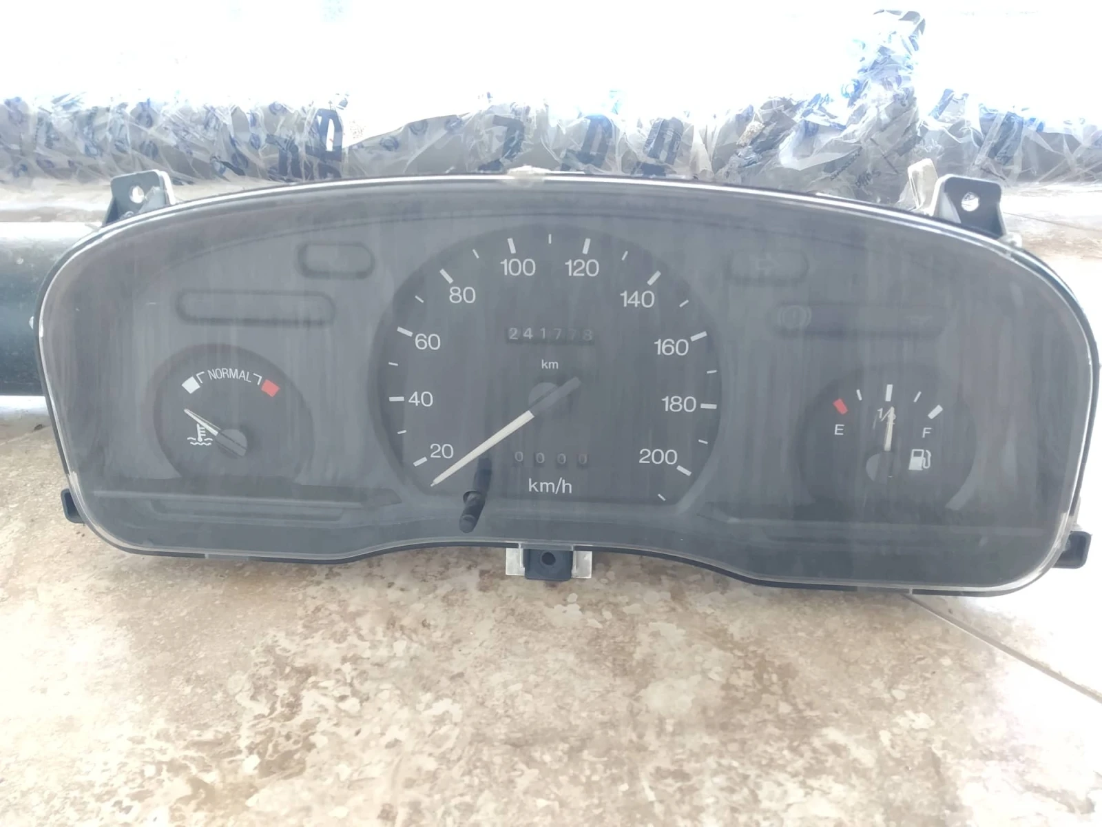    95-2000 2,5D | Mobile.bg   1