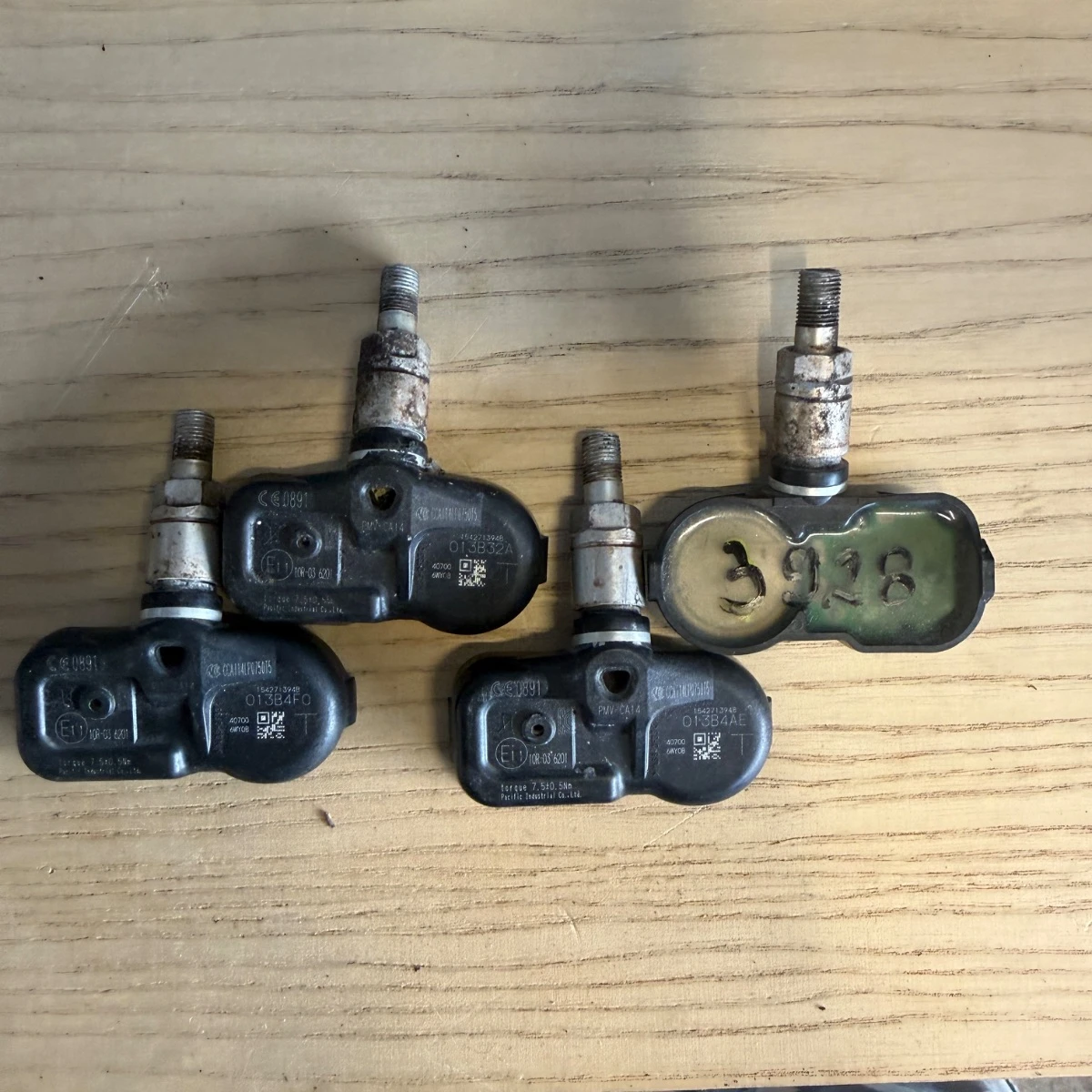 Датчици налягане в гумите за Nissan Jike Micra Leaf 10R036201-3928