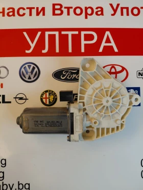 5Q4959802B  Моторче  стъклоповдигач за предна дясна врата  VW PASSAT B8 5Q4.959.802.B