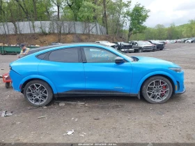 Ford Mustang Mach-E Gt, снимка 13