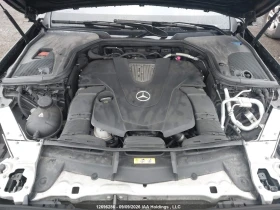 Mercedes-Benz E 400 * 4MATIC * CARFAX * ОПЦИЯ ЗА ФИНАНСИРАНЕ, снимка 10