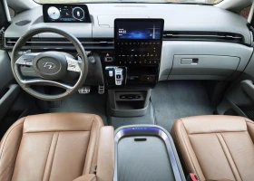 Hyundai Staria 2.2 CRDI 4x4  - HITRAC 8+ 1 - 74900 лв. / 38295.76 € - 27782118 10