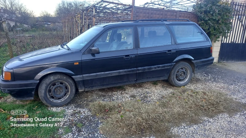 VW Passat, снимка 1 - Автомобили и джипове - 48075344