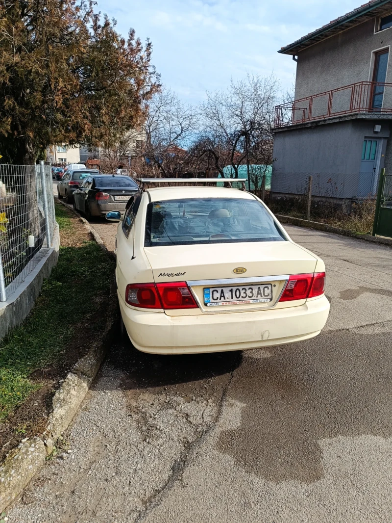 Kia Magentis 2.0, снимка 2 - Автомобили и джипове - 48870771