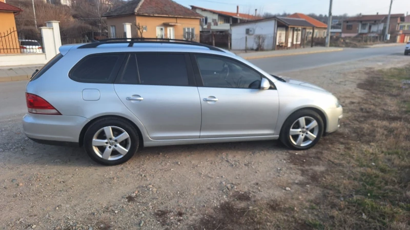 VW Golf, снимка 12 - Автомобили и джипове - 49102599