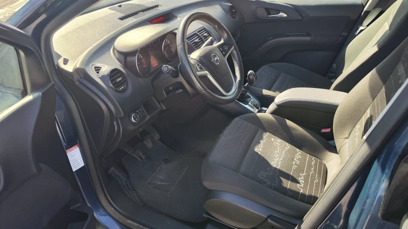 Opel Meriva 1, 4 LPG, снимка 7 - Автомобили и джипове - 52946430