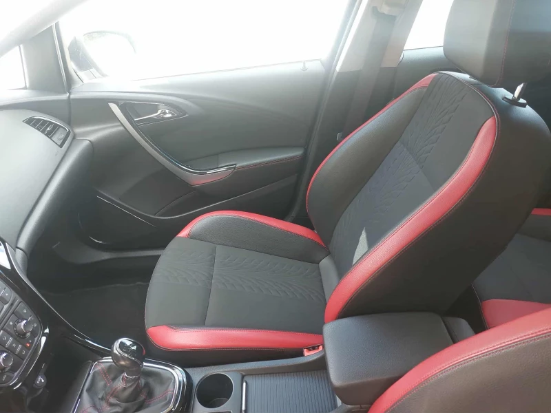 Opel Astra, снимка 5 - Автомобили и джипове - 52020599