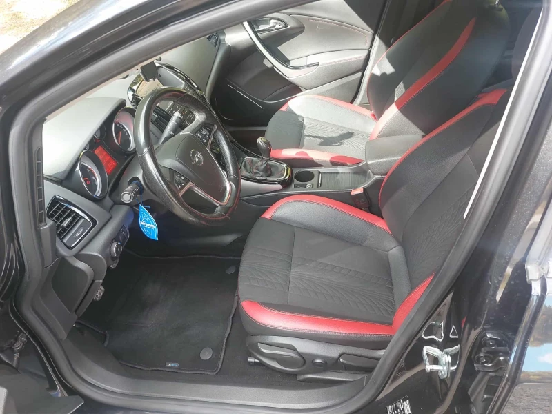 Opel Astra, снимка 8 - Автомобили и джипове - 52020599