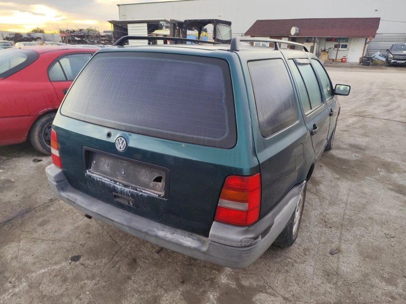 VW Golf 1.4, снимка 3 - Автомобили и джипове - 52242391