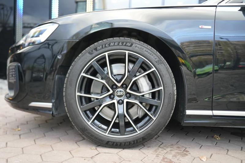 Audi A8 L 60TFSI e-tron Plug-in Hybrid Quattro S Line, снимка 14 - Автомобили и джипове - 52413966