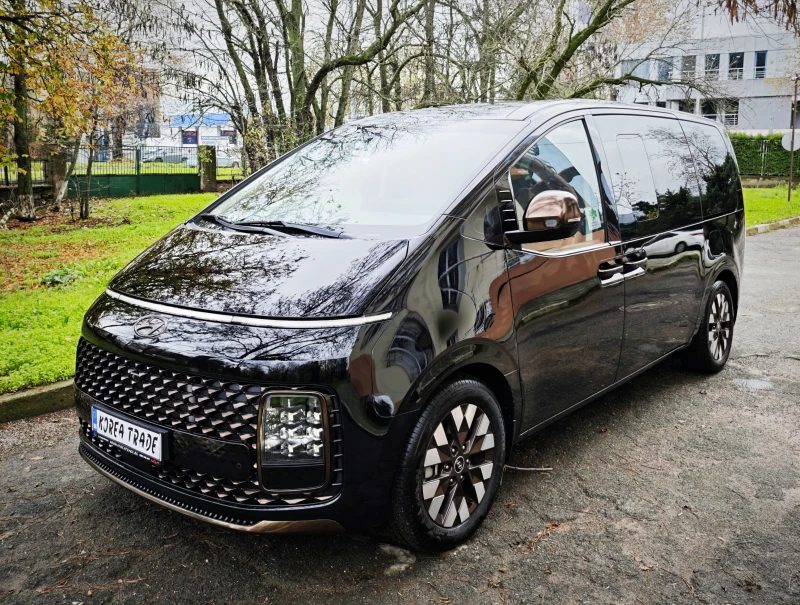 Hyundai Staria 2.2 CRDI 4x4  - HITRAC 8+ 1, снимка 8 - Автомобили и джипове - 52576271