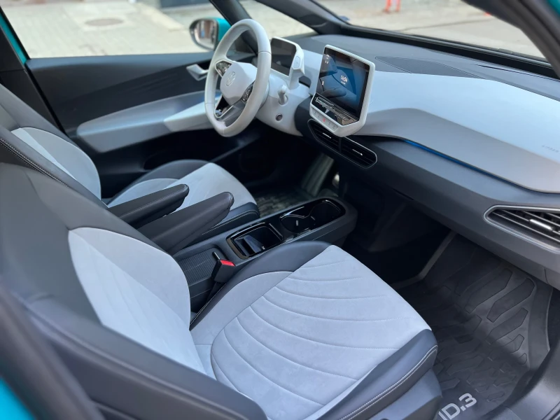 VW ID.3 82 kWh - 33K км - в Гаранция до 2028, снимка 15 - Автомобили и джипове - 52877853