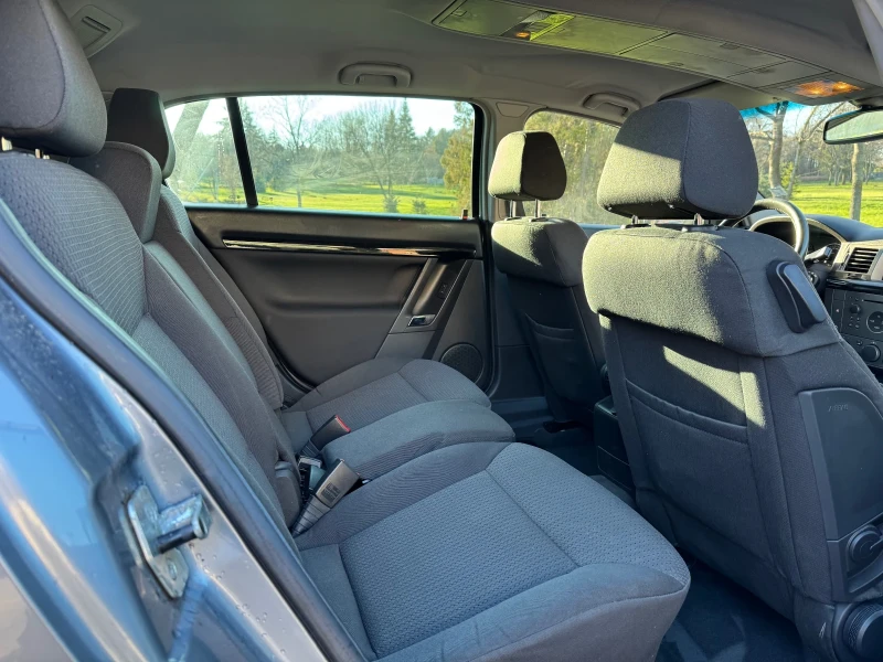 Opel Signum 2.2 Газ, снимка 6 - Автомобили и джипове - 52937496