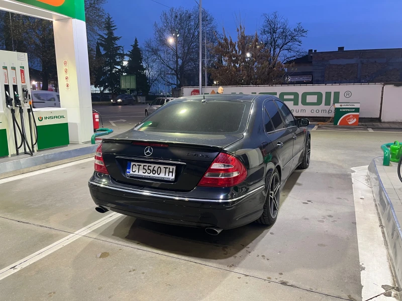 Mercedes-Benz E 350, снимка 10 - Автомобили и джипове - 53488419