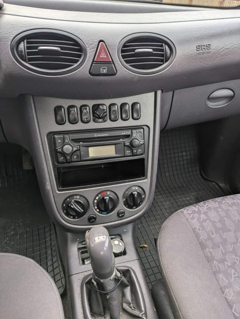 Mercedes-Benz A 140 1.6 cdi, снимка 8 - Автомобили и джипове - 53151347