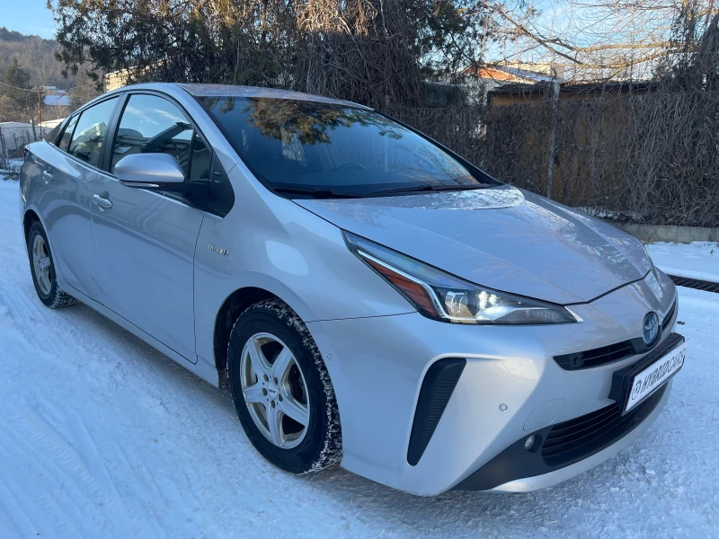 Toyota Prius Hybrid, снимка 2 - Автомобили и джипове - 53363010