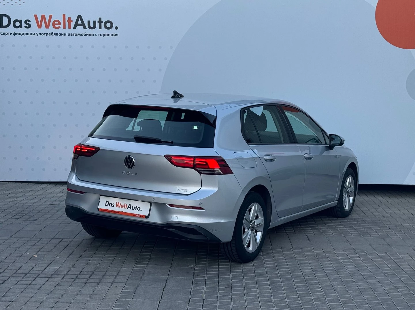 VW Golf 8 Life 1.5 eTSI OPF DSG - изображение 3