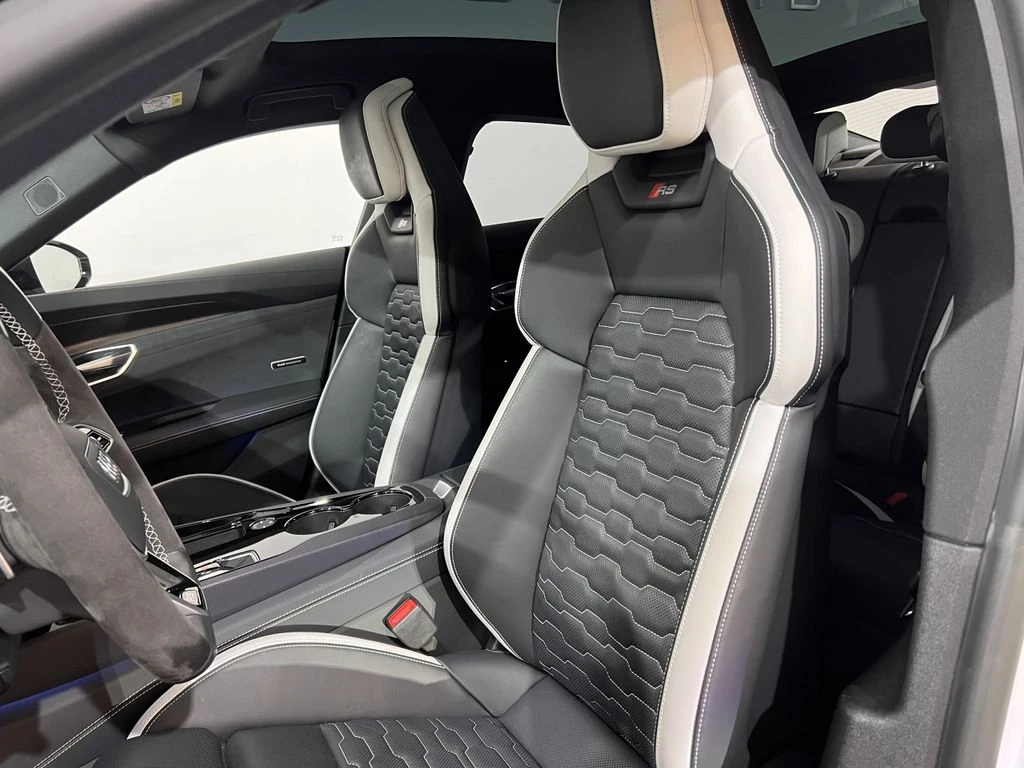 Audi E-Tron GT quat.* Matrix* Carbon* Keramik* 360 - изображение 4