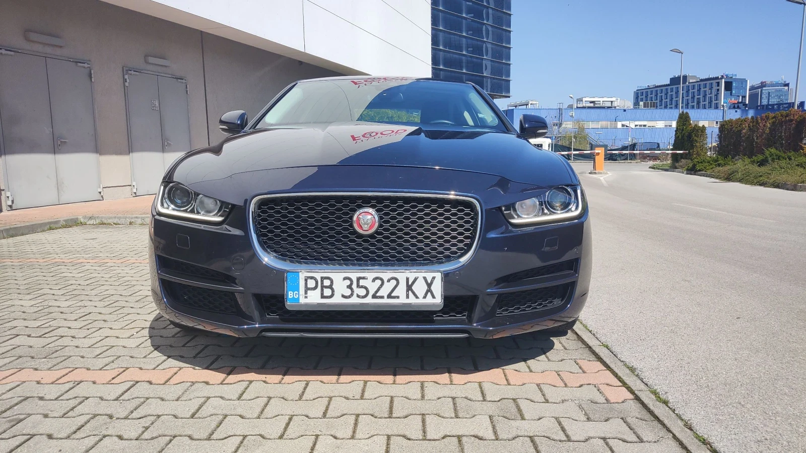 Jaguar XE 2.0D 180hp AUTOMAT - изображение 2