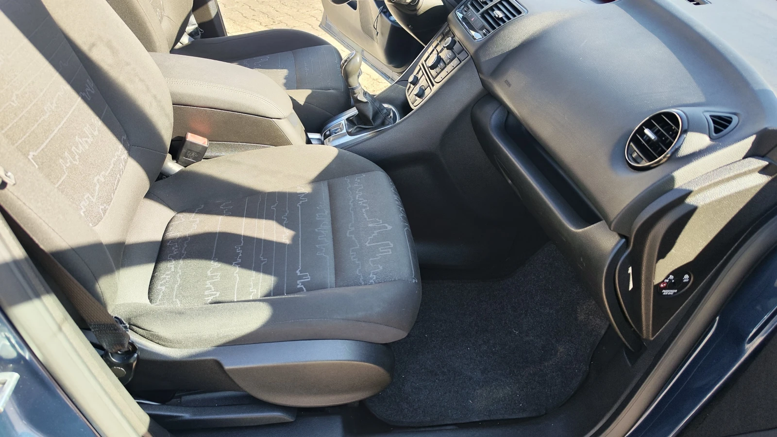 Opel Meriva 1, 4 turbo LPG - изображение 10