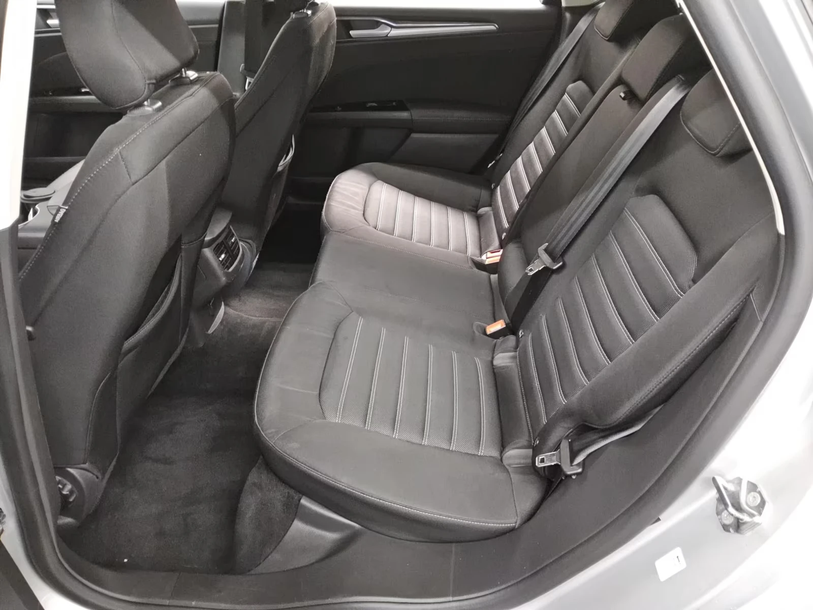 Ford Mondeo 2.0TURNIER/150HP/TREND/NAVI/AMBI/LED/KLESS/128g - изображение 9