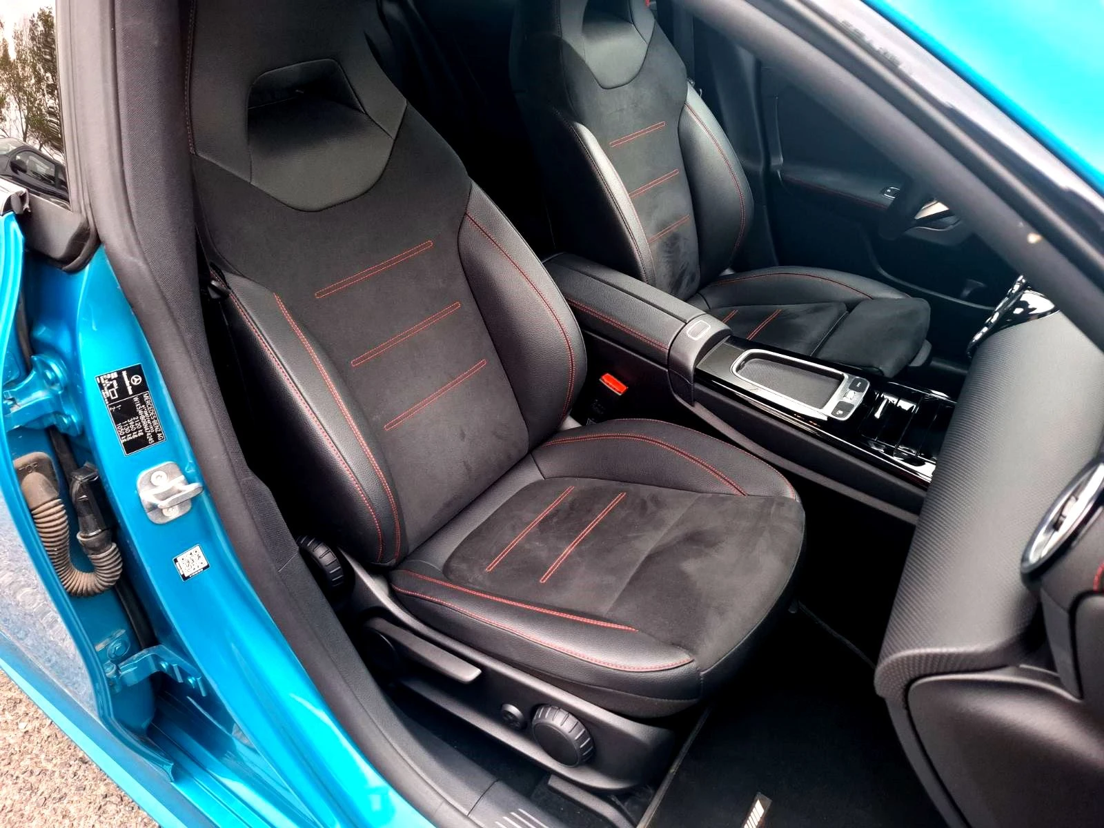 Mercedes-Benz CLA 250 4Matic AMG Paket    03/2029! | Mobile.bg   13