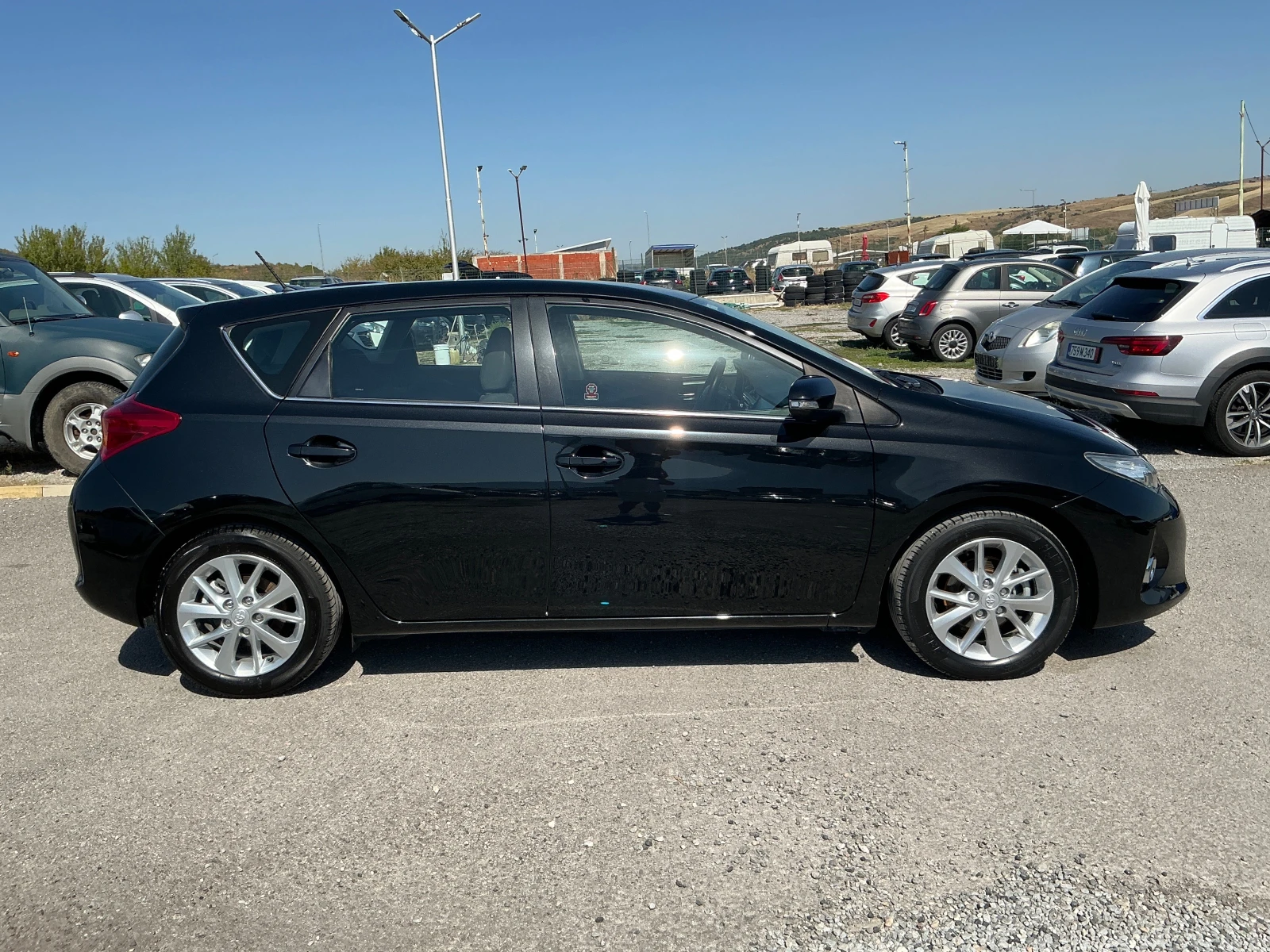 Toyota Auris 1.4 D4D - изображение 5
