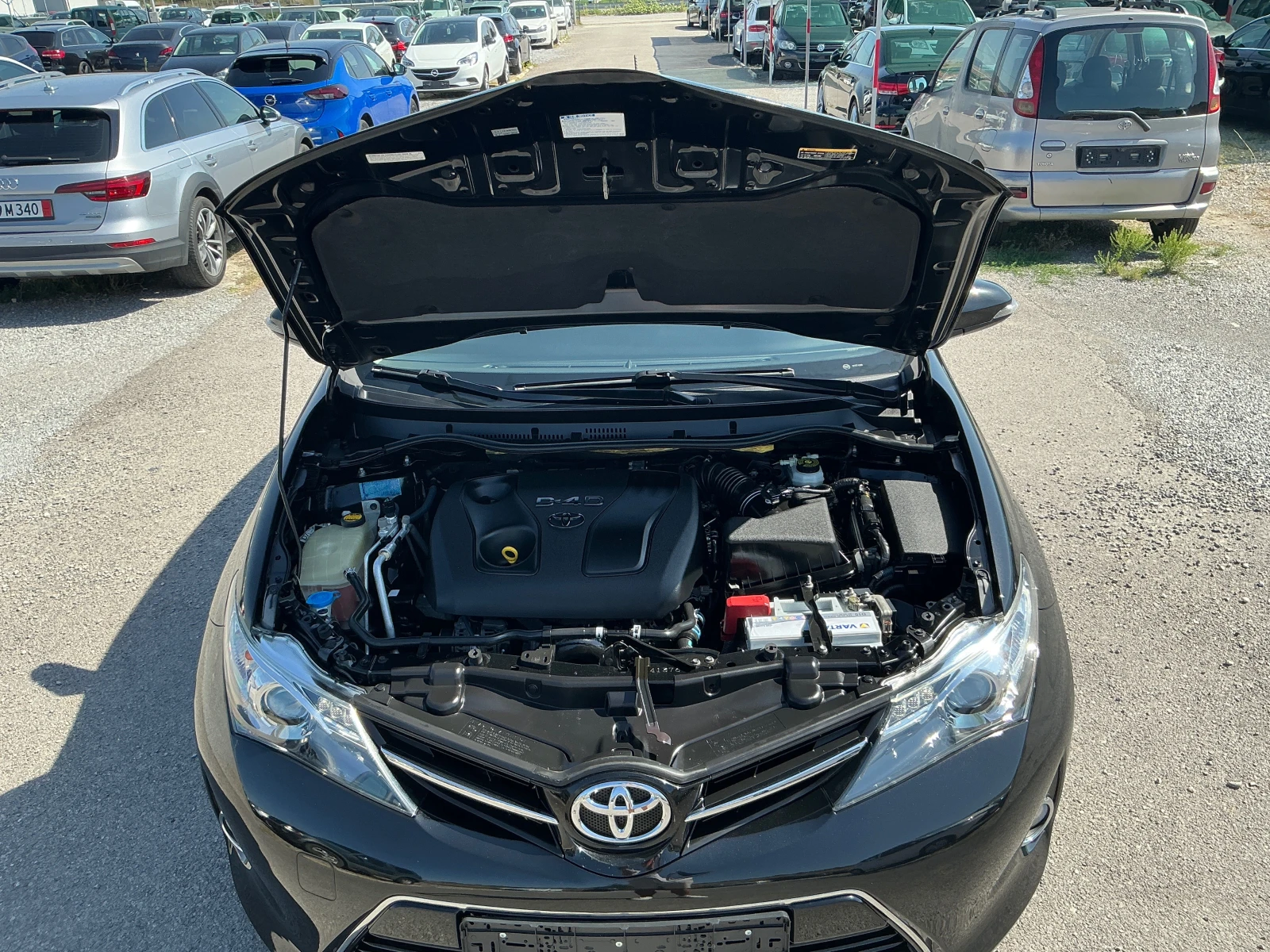 Toyota Auris 1.4 D4D - изображение 9