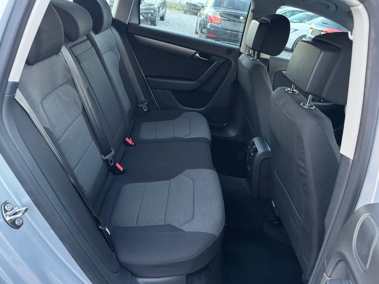 VW Passat 138.000/  VW/ | Mobile.bg   15