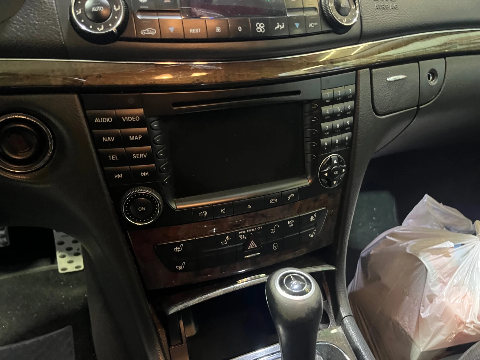 Mercedes-Benz E 350  - изображение 7