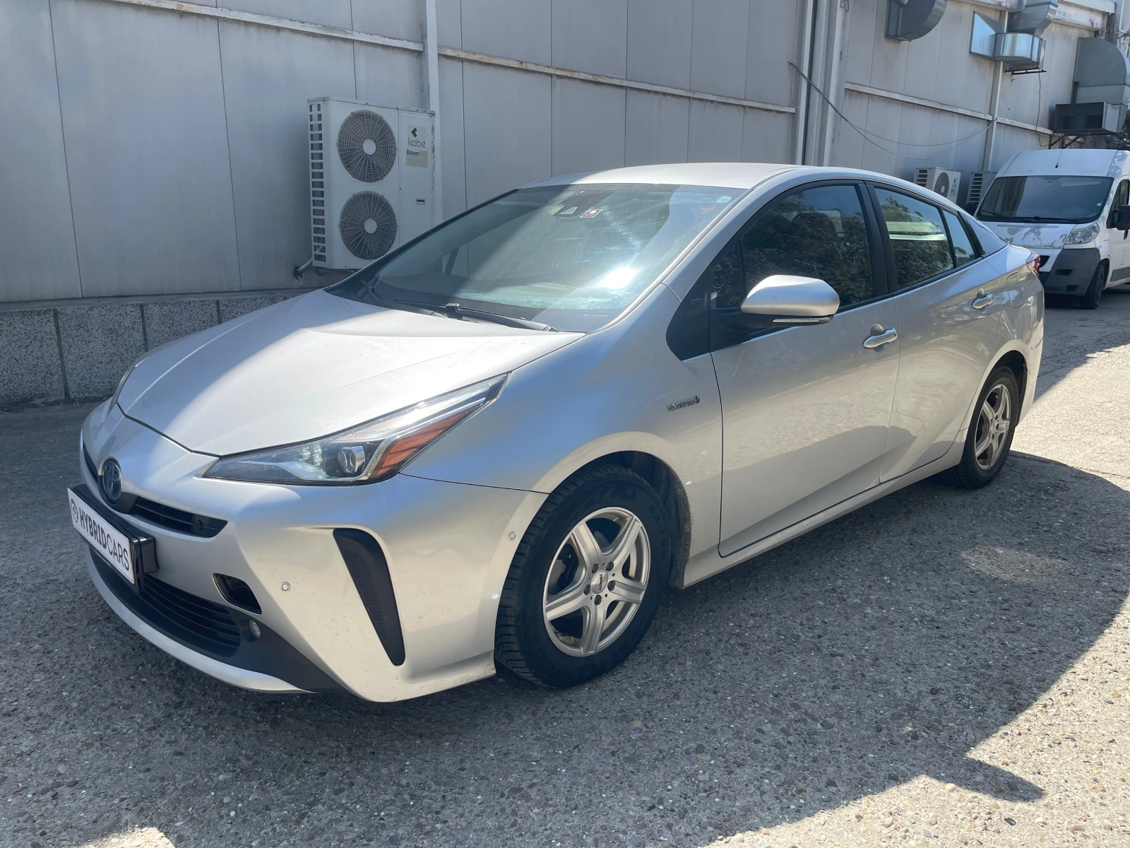 Toyota Prius Hybrid, снимка 2 - Автомобили и джипове - 53363010