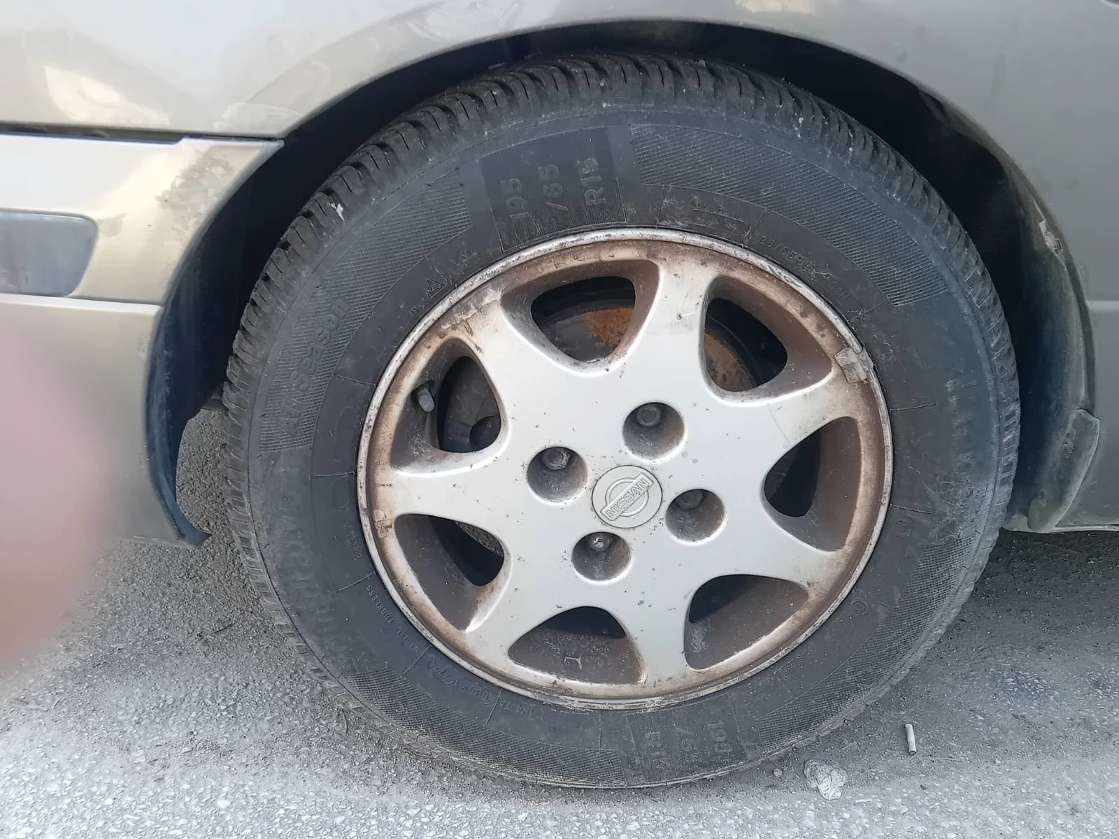 Nissan Primera, снимка 6 - Автомобили и джипове - 53762465