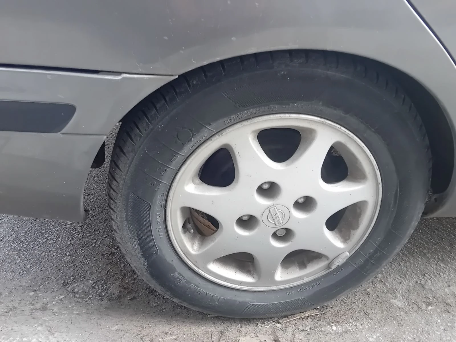 Nissan Primera, снимка 5 - Автомобили и джипове - 53762465