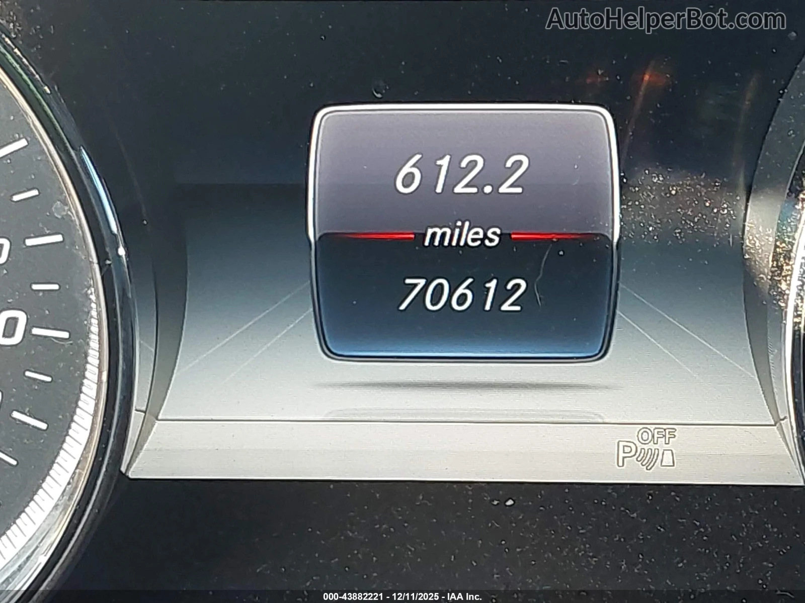 Mercedes-Benz E 400 AMG* 4MATIC* BURMESTER* Buy now , снимка 11 - Автомобили и джипове - 53987661