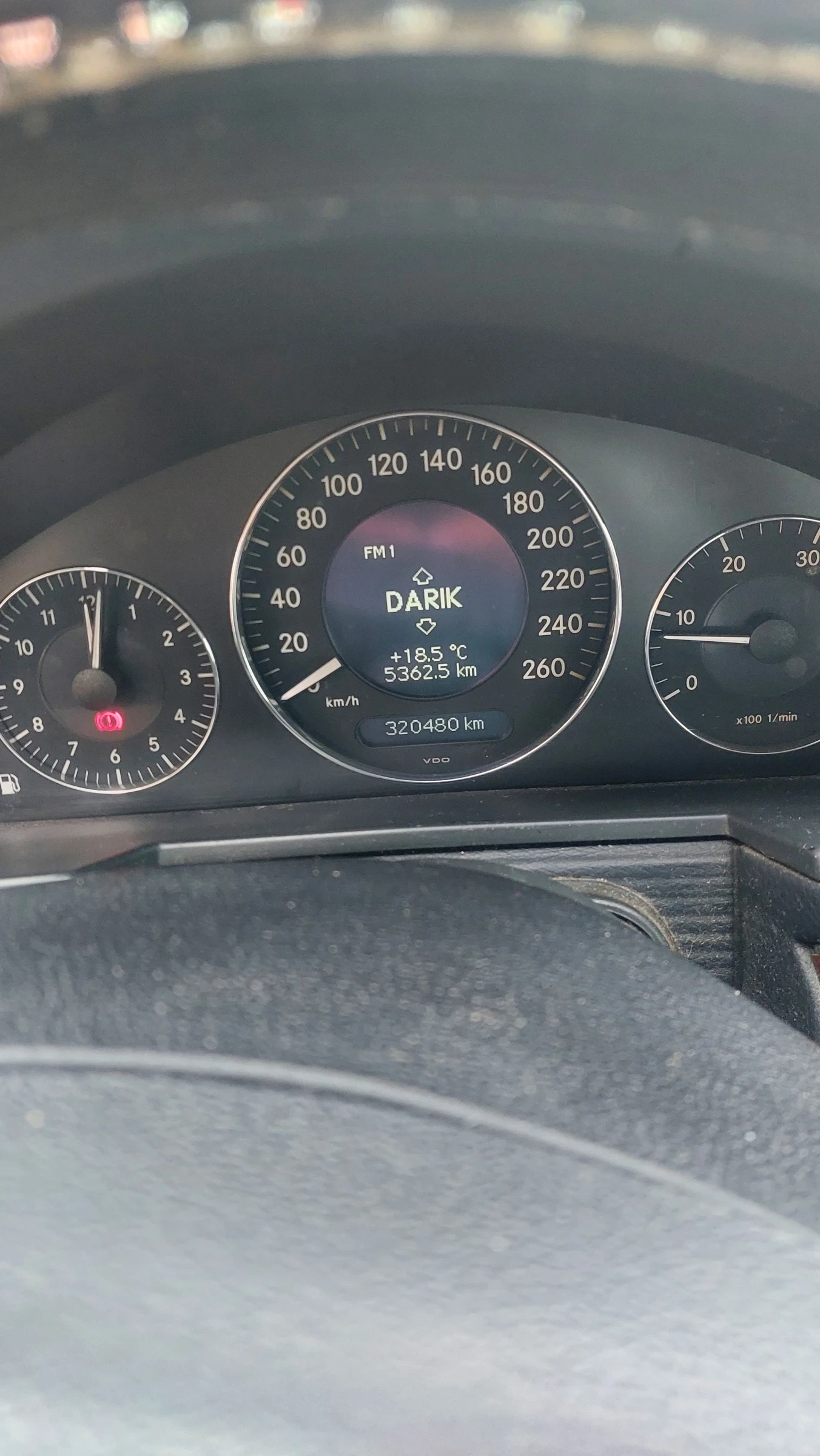 Mercedes-Benz E 270, снимка 8 - Автомобили и джипове - 54375245