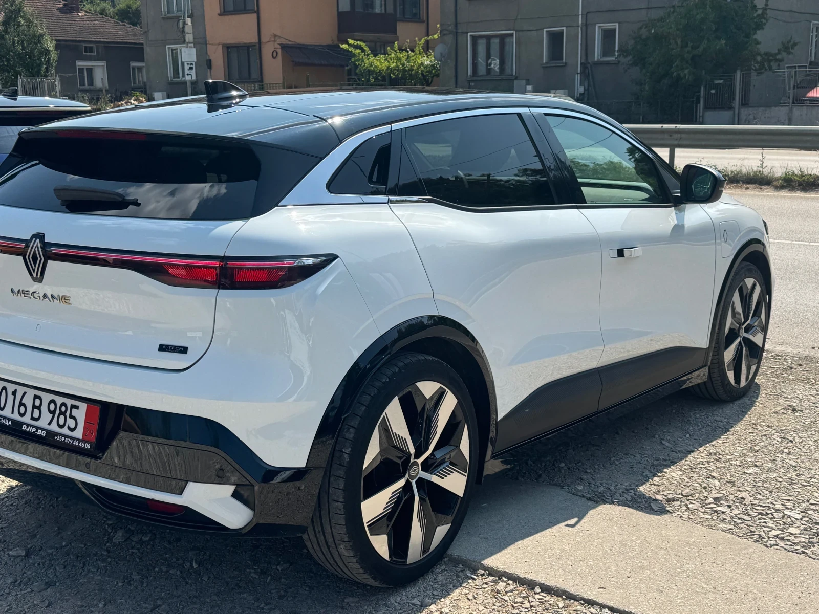 Renault Megane E-Tech - electric 60, снимка 4 - Автомобили и джипове - 54577014