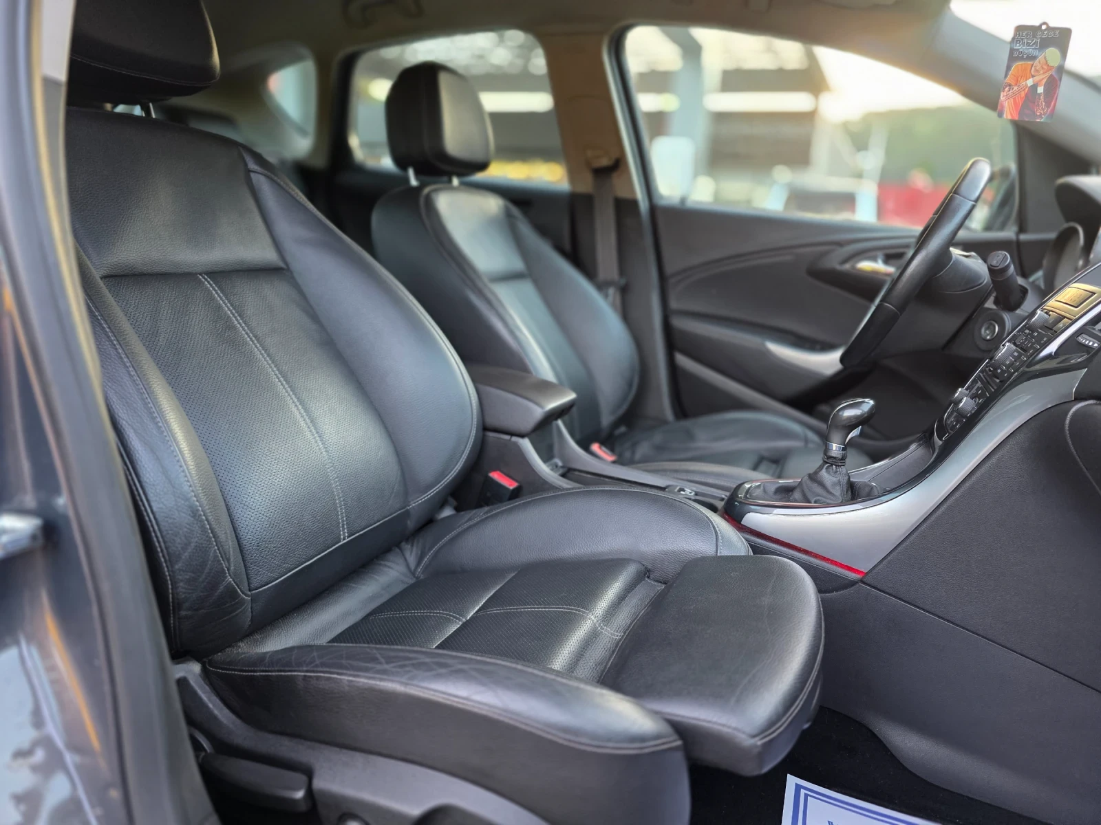Opel Astra 2.0CDTI Facelift * Lane Assist* , снимка 12 - Автомобили и джипове - 54731207