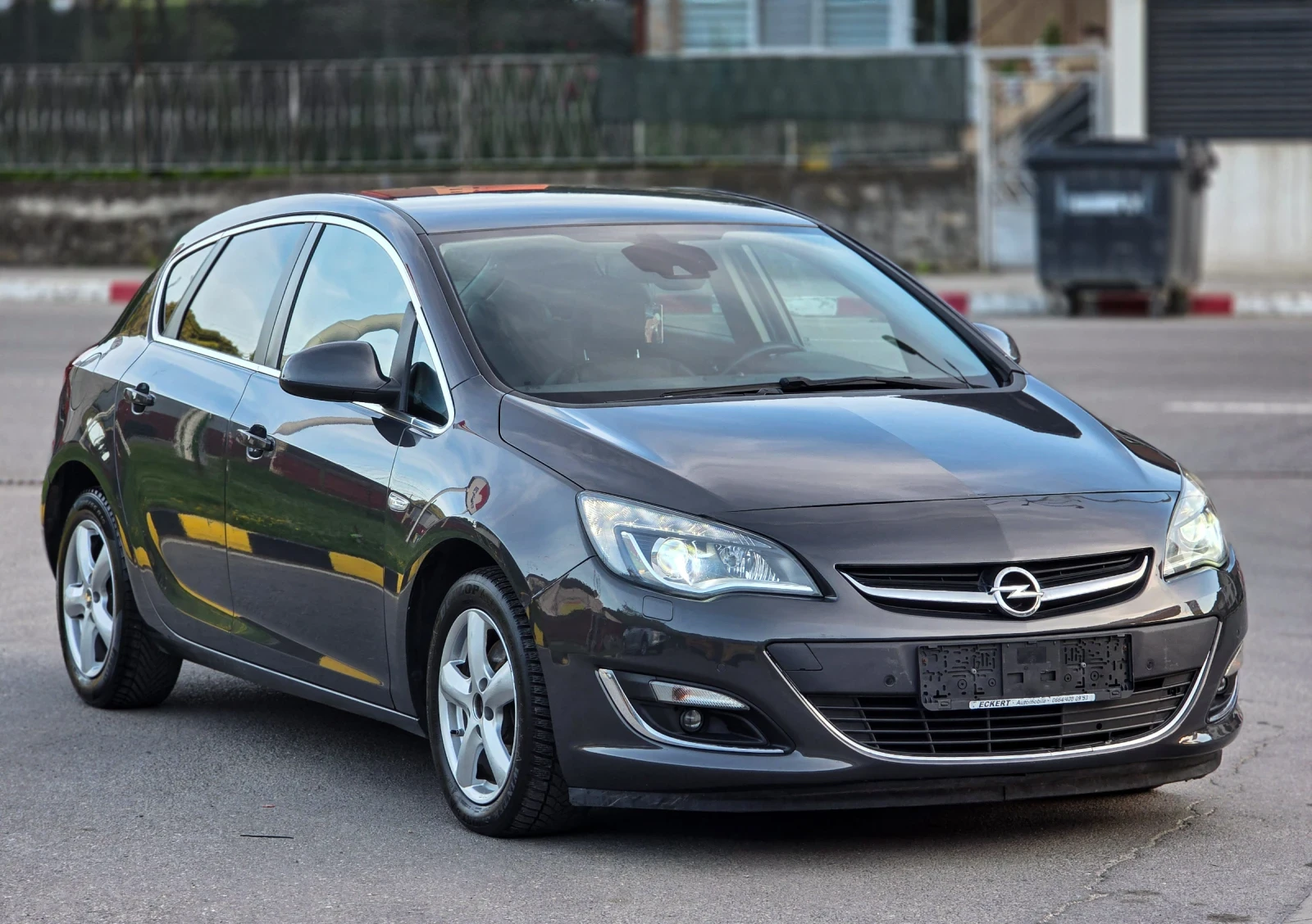 Opel Astra 2.0CDTI Facelift * Lane Assist* , снимка 7 - Автомобили и джипове - 54731207