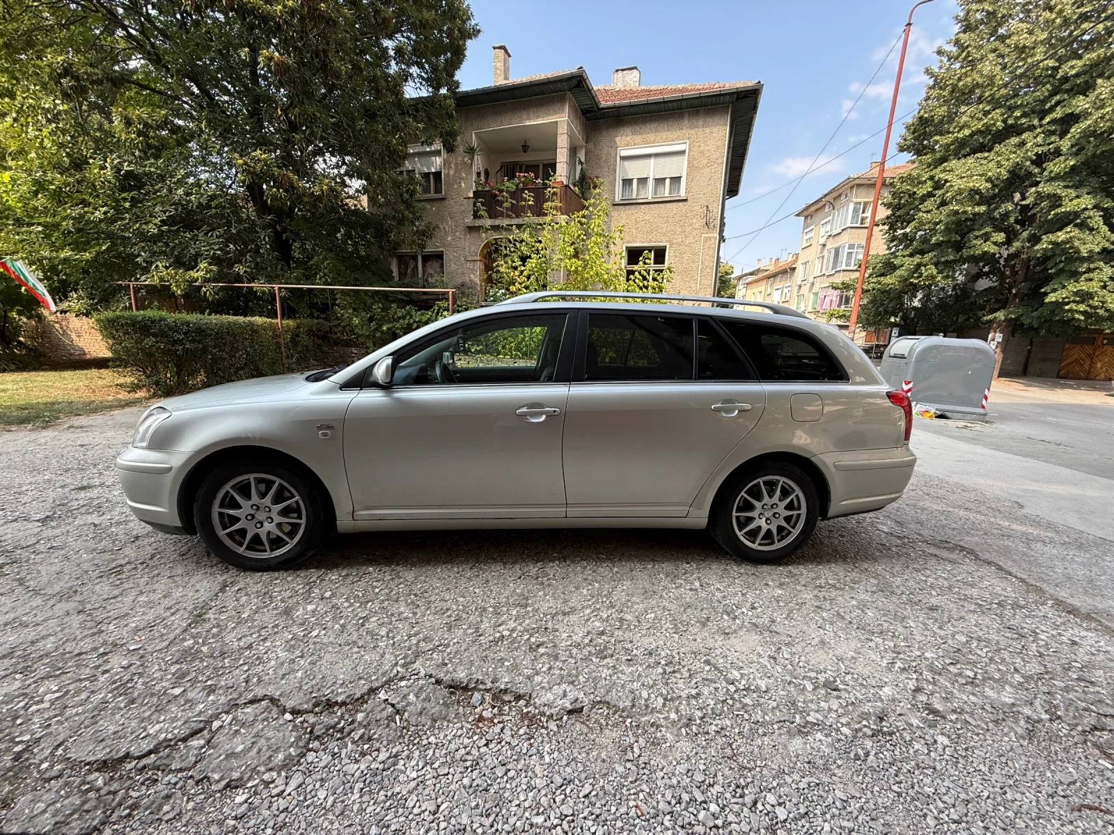 Toyota Avensis, снимка 3 - Автомобили и джипове - 55770182