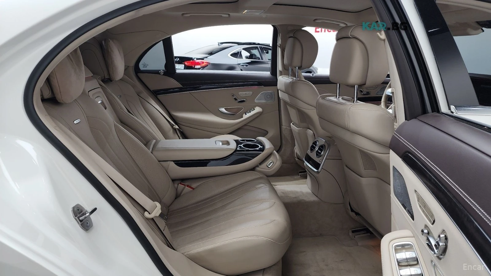 Mercedes-Benz S 63 AMG 4MATIC* DISTRONIC* 360* ОБДУХ* МАСАЖИ* BURMESTER* , снимка 9 - Автомобили и джипове - 55942906