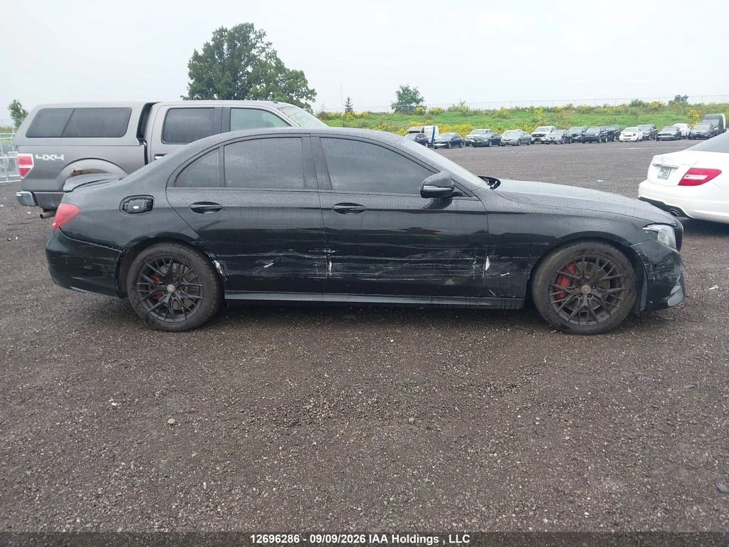 Mercedes-Benz E 400 * 4MATIC * CARFAX * ОПЦИЯ ЗА ФИНАНСИРАНЕ, снимка 13 - Автомобили и джипове - 56057396