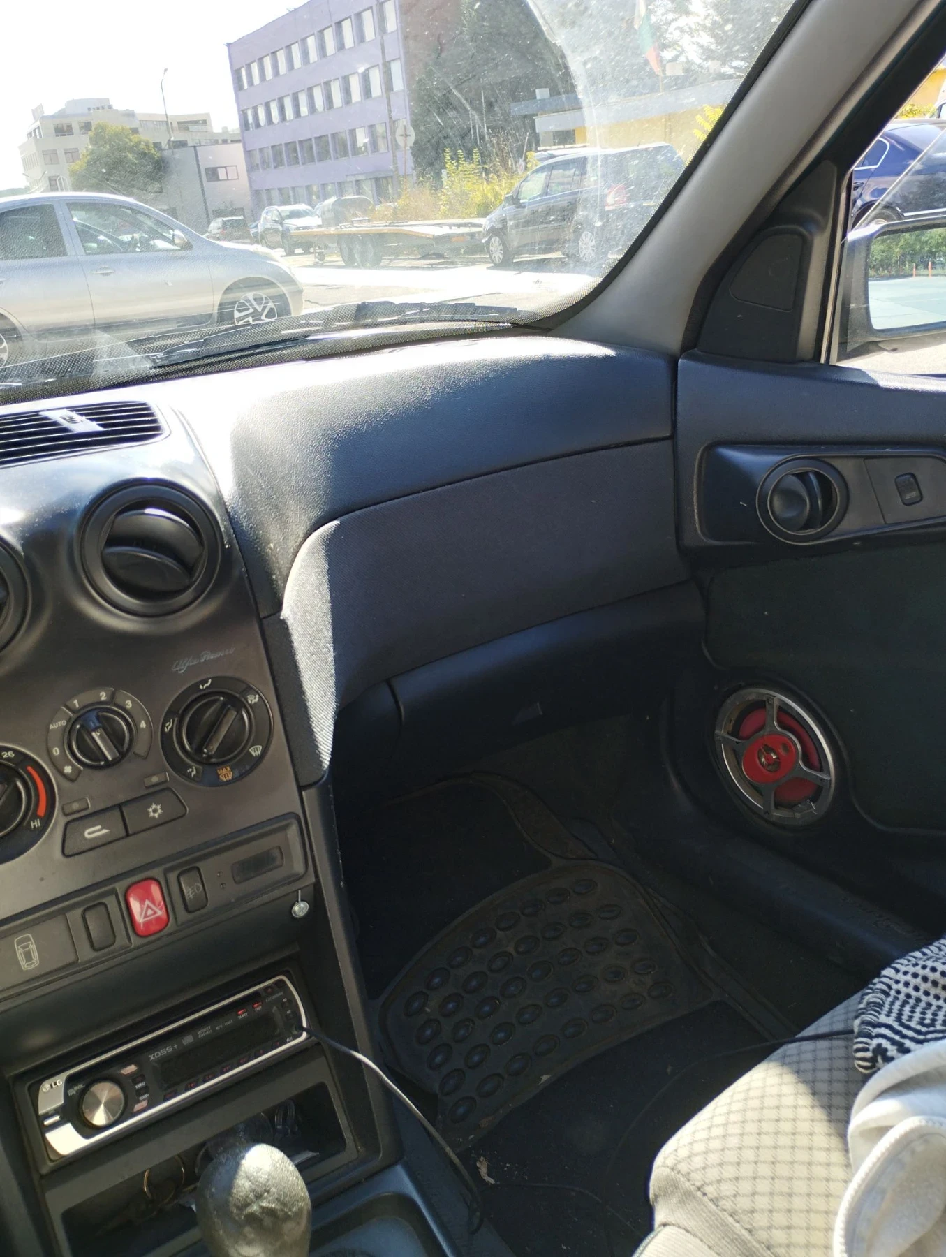 Alfa Romeo 146 1.6 газ, снимка 5 - Автомобили и джипове - 56156327