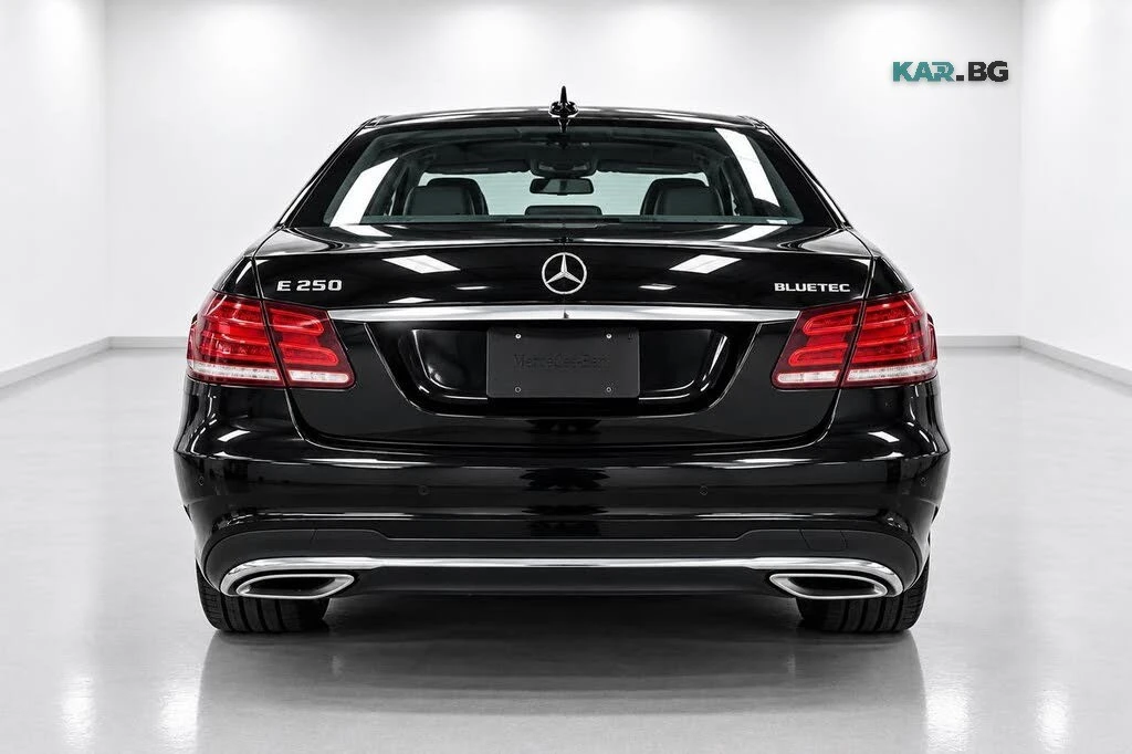 Mercedes-Benz E 250 4MATIC * АвтоКредит * (ЦЕНА ДО БГ), снимка 5 - Автомобили и джипове - 56216685