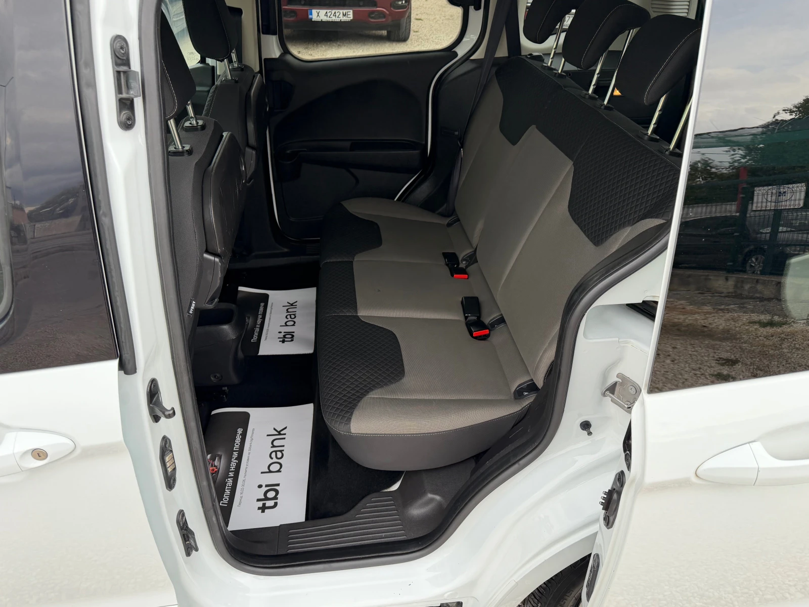 Ford Tourneo Connect Courier | Mobile.bg � ����������� 12