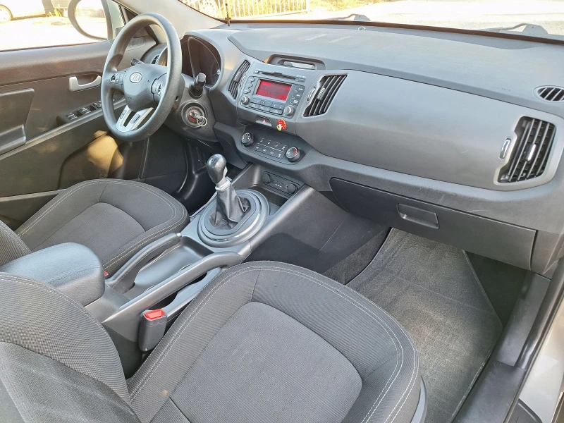 Kia Sportage 1, 6GDI TOP!!!, снимка 12 - Автомобили и джипове - 47378764